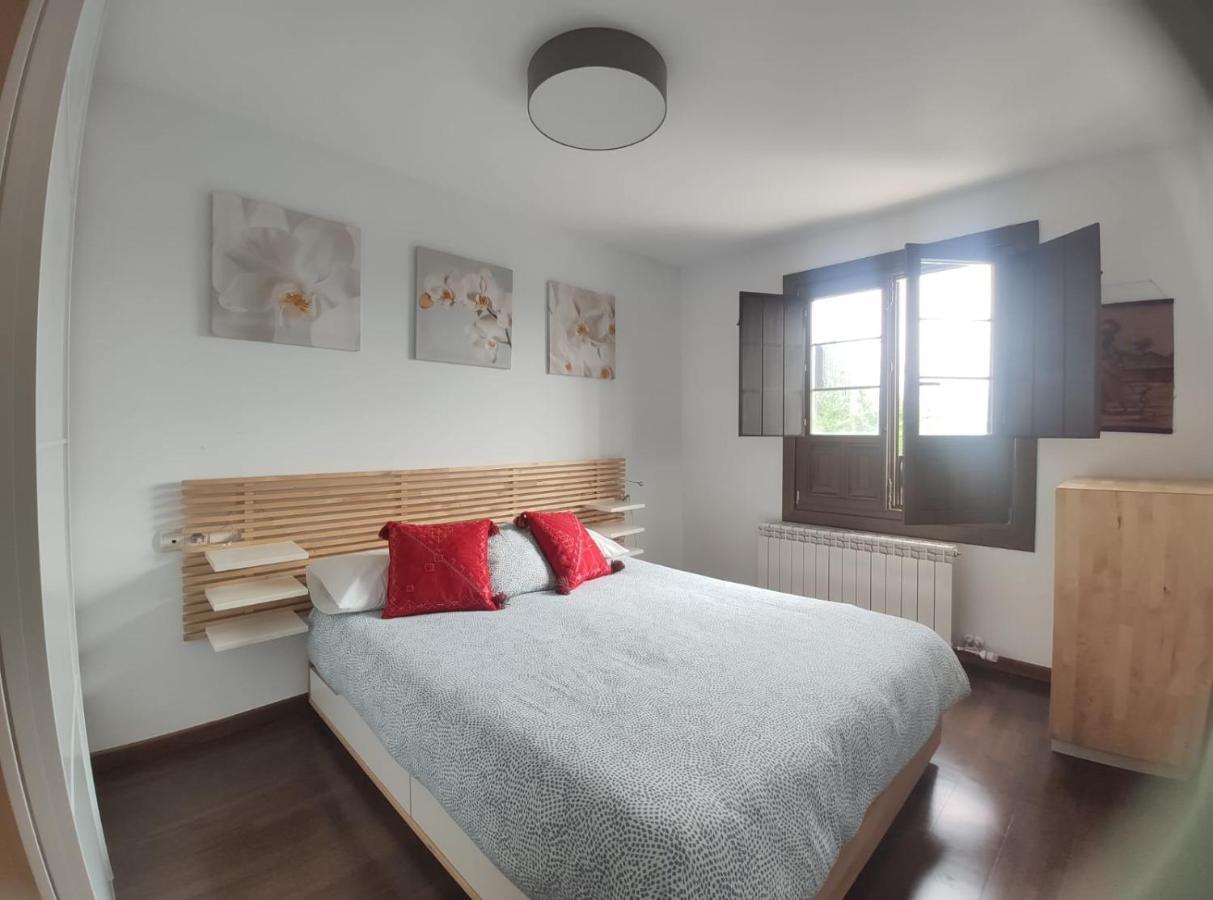 Ananda Apartamento Jaca Exterior foto